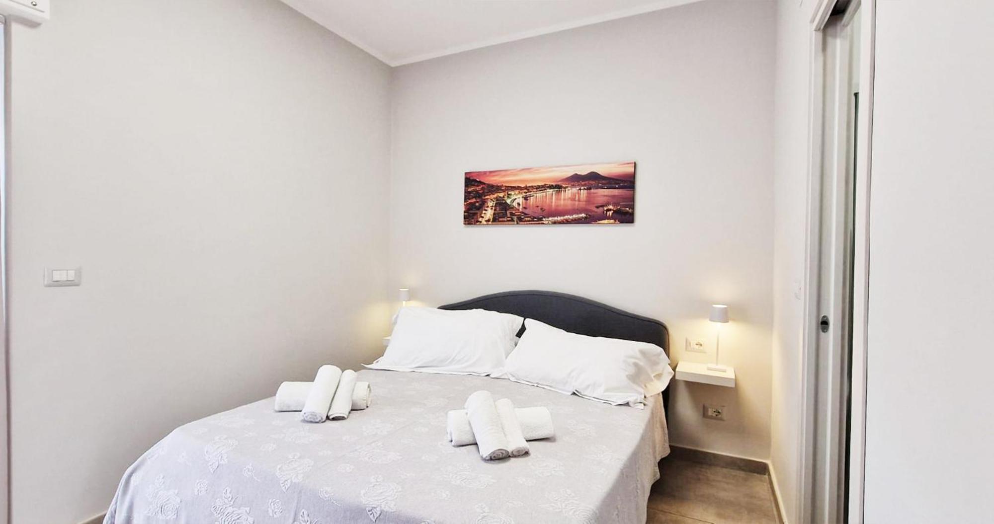 Rossini 37 Hotel Наполи Екстериор снимка